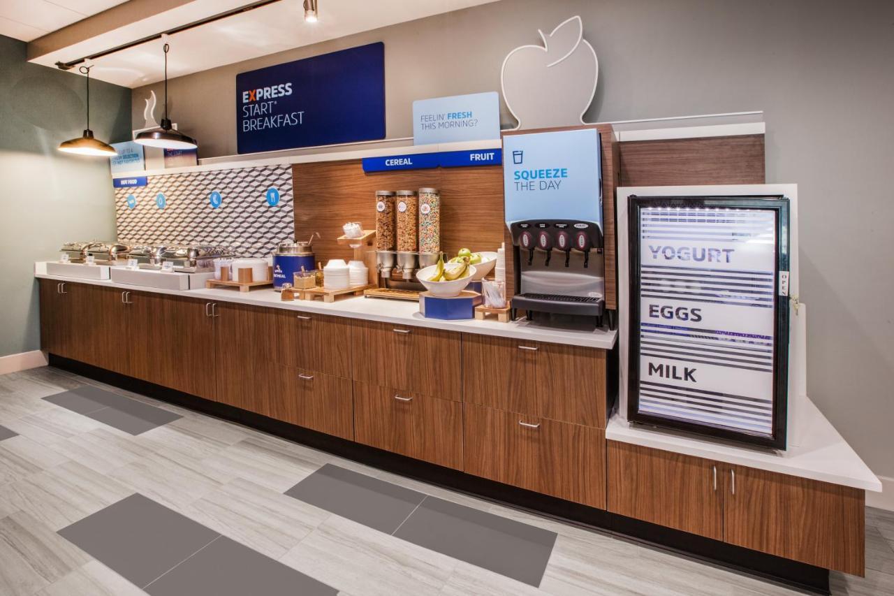 Holiday Inn Express & Suites - Springdale - Fayetteville Area Екстериор снимка