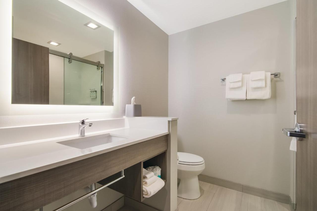Holiday Inn Express & Suites - Springdale - Fayetteville Area Екстериор снимка