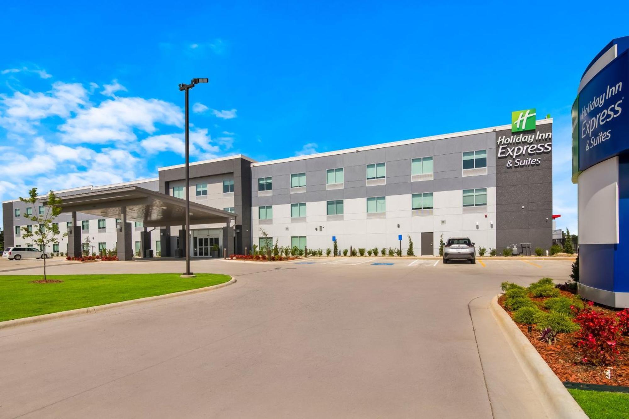 Holiday Inn Express & Suites - Springdale - Fayetteville Area Екстериор снимка