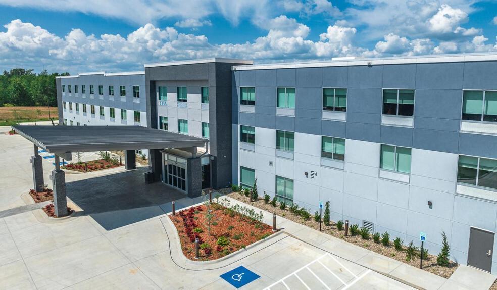 Holiday Inn Express & Suites - Springdale - Fayetteville Area Екстериор снимка